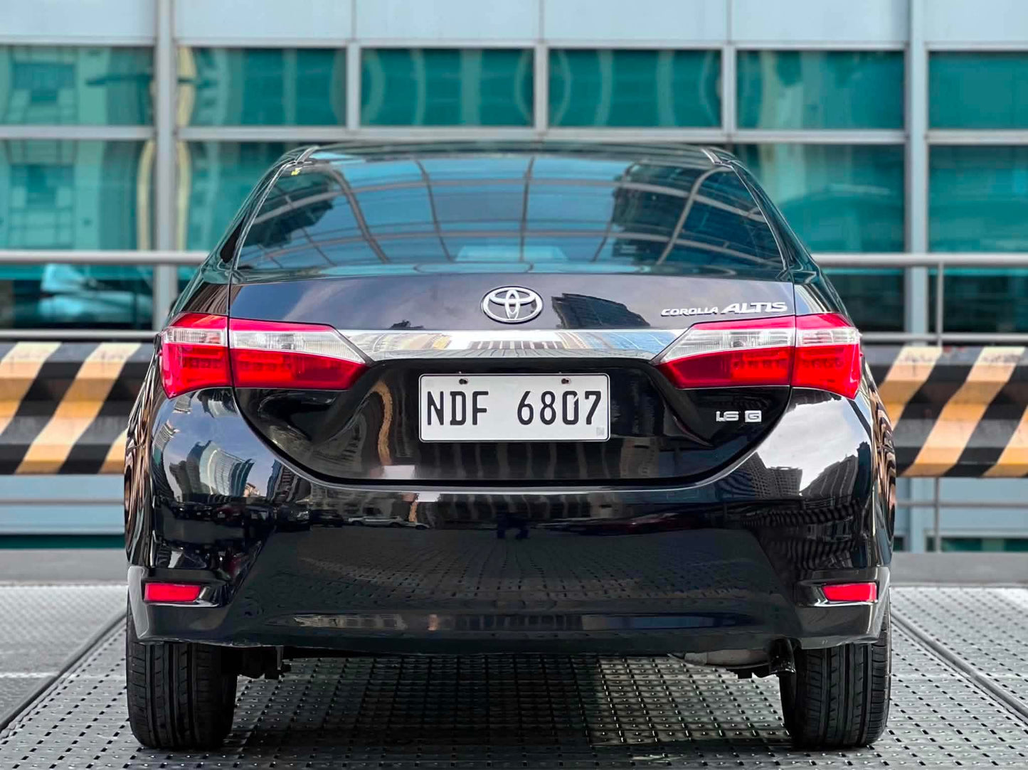 2016 Toyota Altis 1.6 G, Manual, Gas