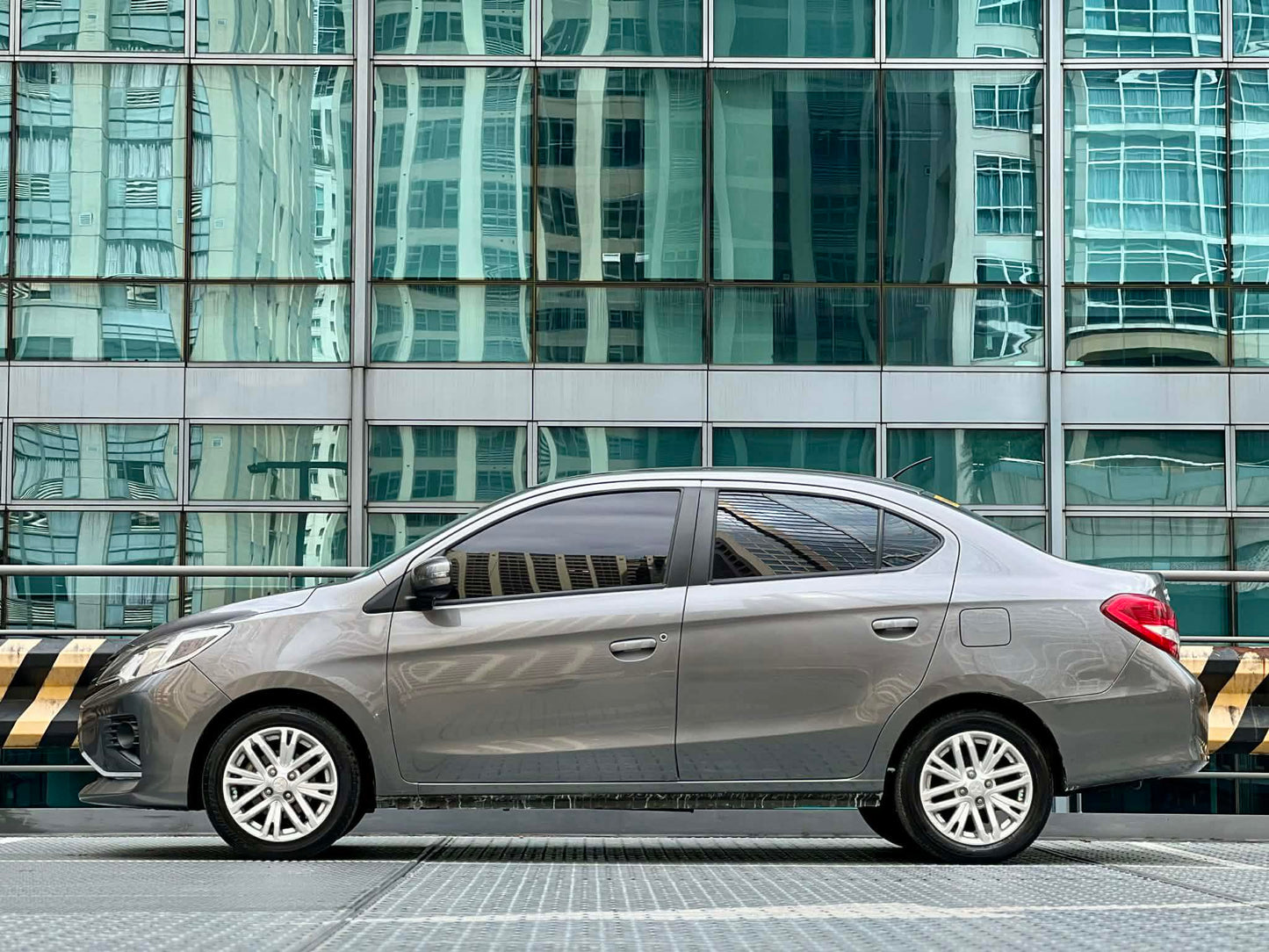 2024 Mitsubishi Mirage G4 GLS, Automatic, Gas