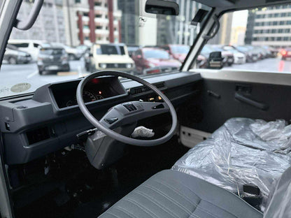 2020 Mitsubishi L300 FB Body Dual AC, Manual, Diesel