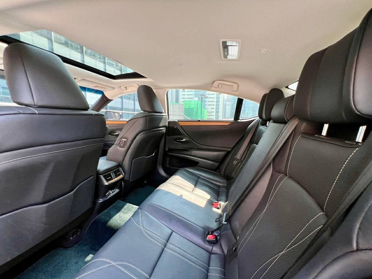 2020 Lexus ES350 3.5 V6, Automatic, Gas
