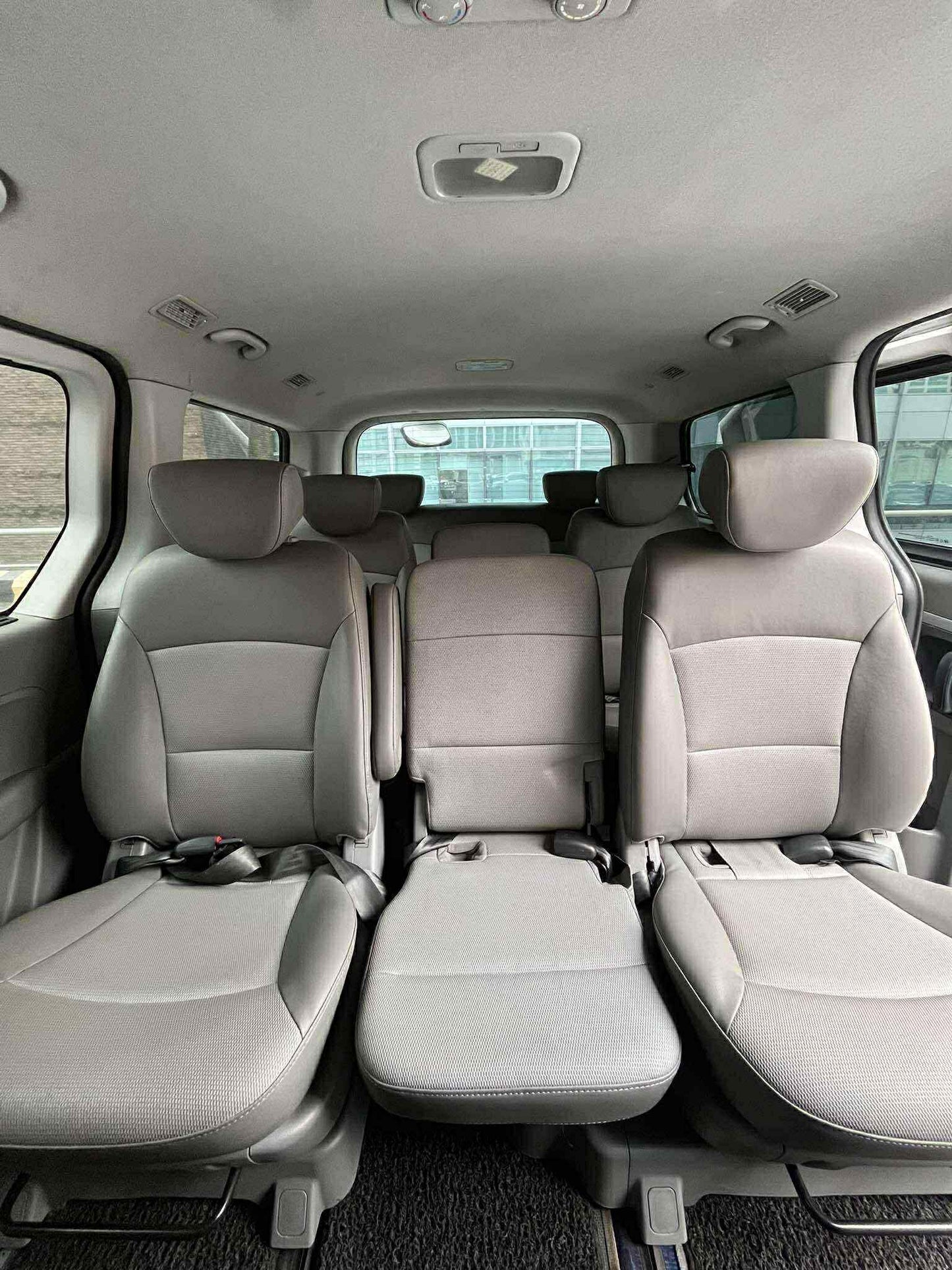 2011 Hyundai Grand Starex CVX 2.5, Automatic, Diesel