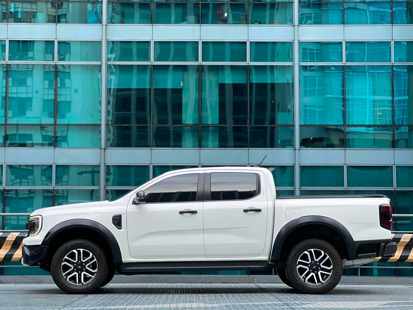 2023 Ford Ranger Sport 4x4 2.0, Automatic, Diesel