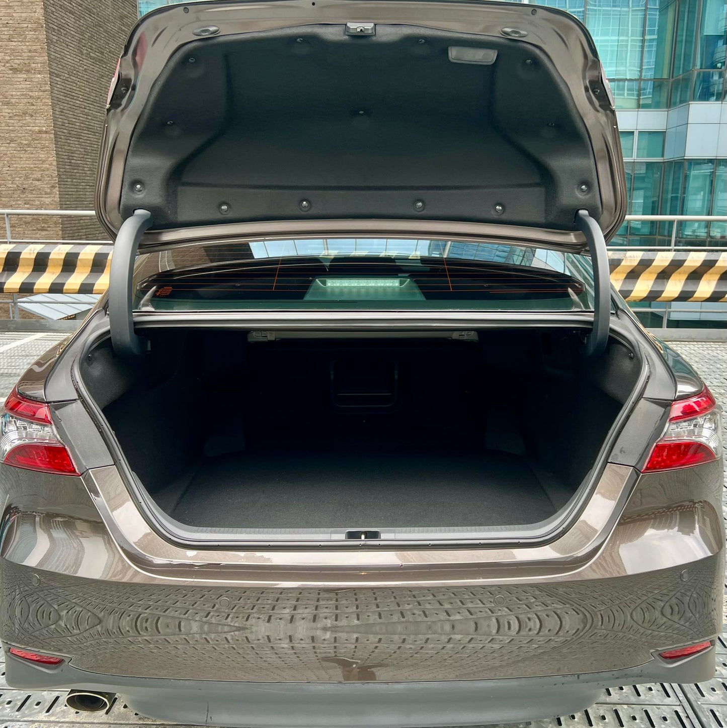 2024 Toyota Camry 2.5 HEV, Automatic, Gas