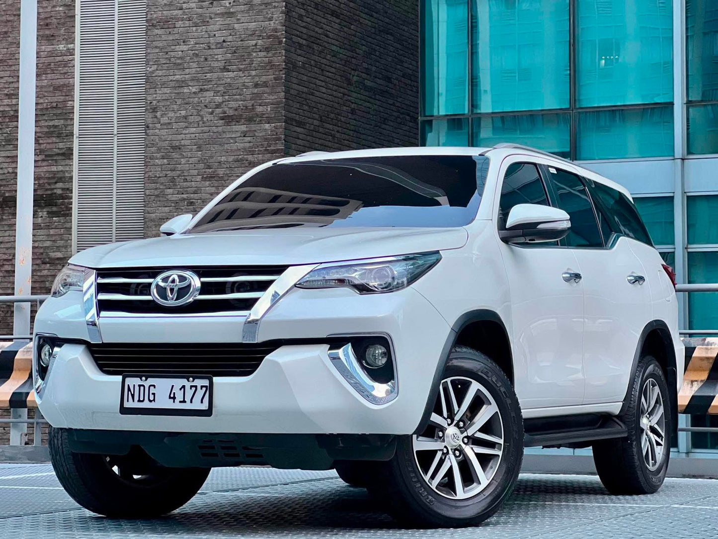 2017 Toyota Fortuner 4x2 V, Automatic, Diesel