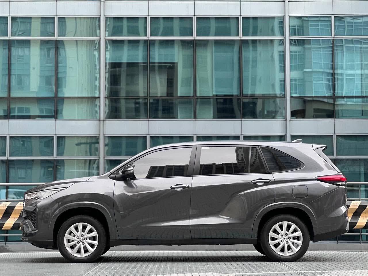 2025 Toyota Innova Zenix 2.0 V, Automatic, Gas
