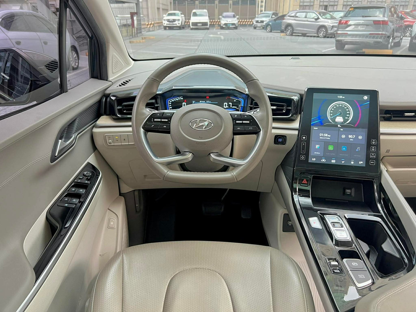 2024 Hyundai Custin 1.5T Premium, Automatic, Gas