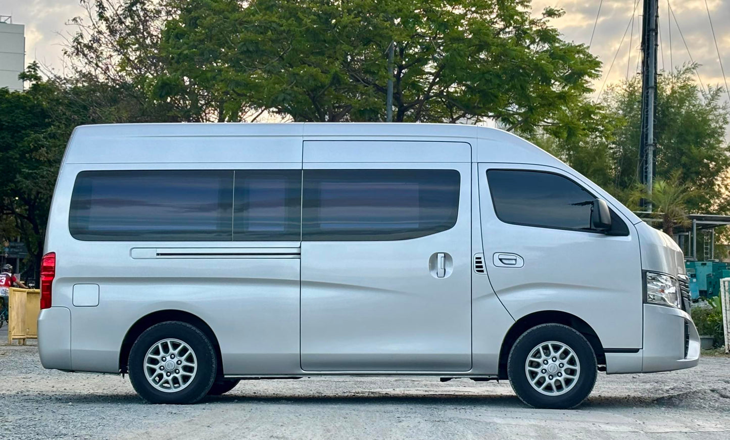 2024 Nissan Urvan Premium NV350 2.5, Automatic, Diesel (Artista Van )