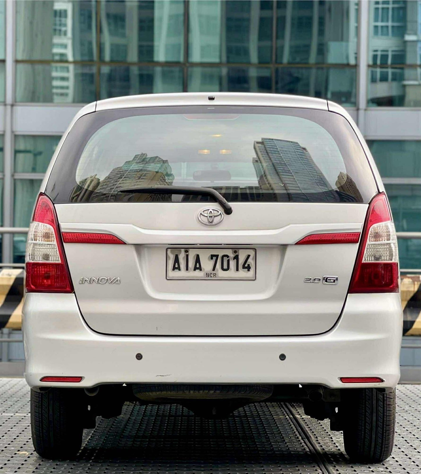 2015 Toyota Innova 2.0 G, Automatic, Gas