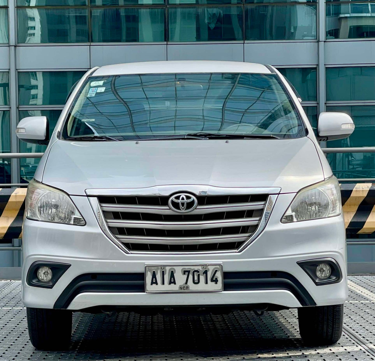 2015 Toyota Innova 2.0 G, Automatic, Gas