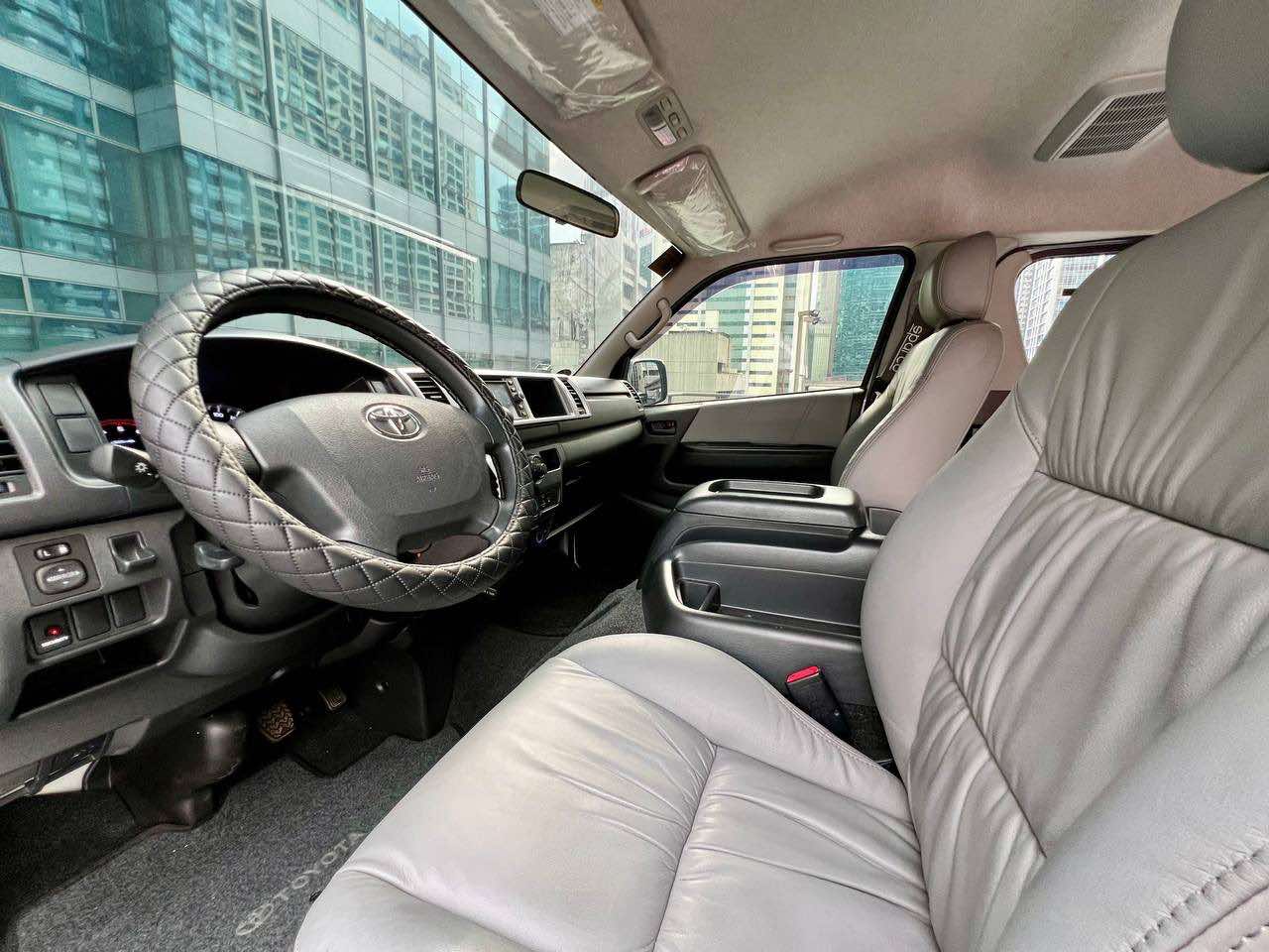 2017 Toyota Super Grandia 3.0 Leather, Automatic, Diesel