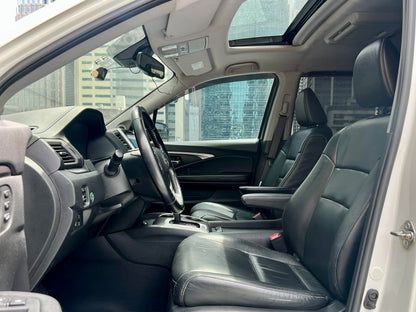 2016 Honda Pilot EX-L AWD
3.5L V6 SOHC, i-Vtec Engine,
24 Valves