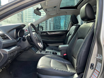 2015 Subaru Outback 3.6 RS, Automatic, Gas