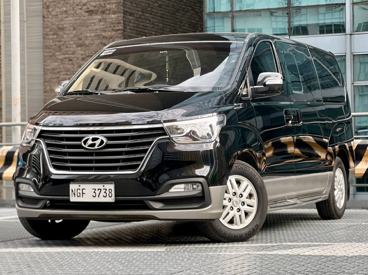 2020 Hyundai Starex 2.5 Gold, Automatic, Diesel