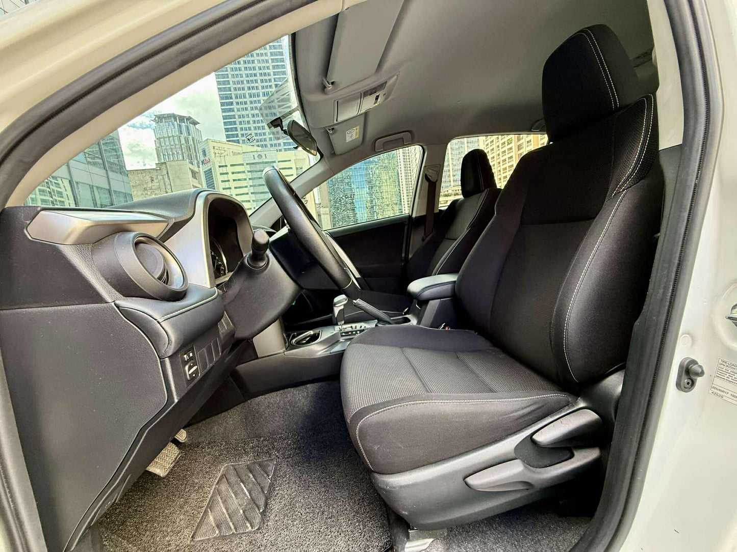 2018 Toyota Rav4 2.5 4x2, Automatic, 
Gas