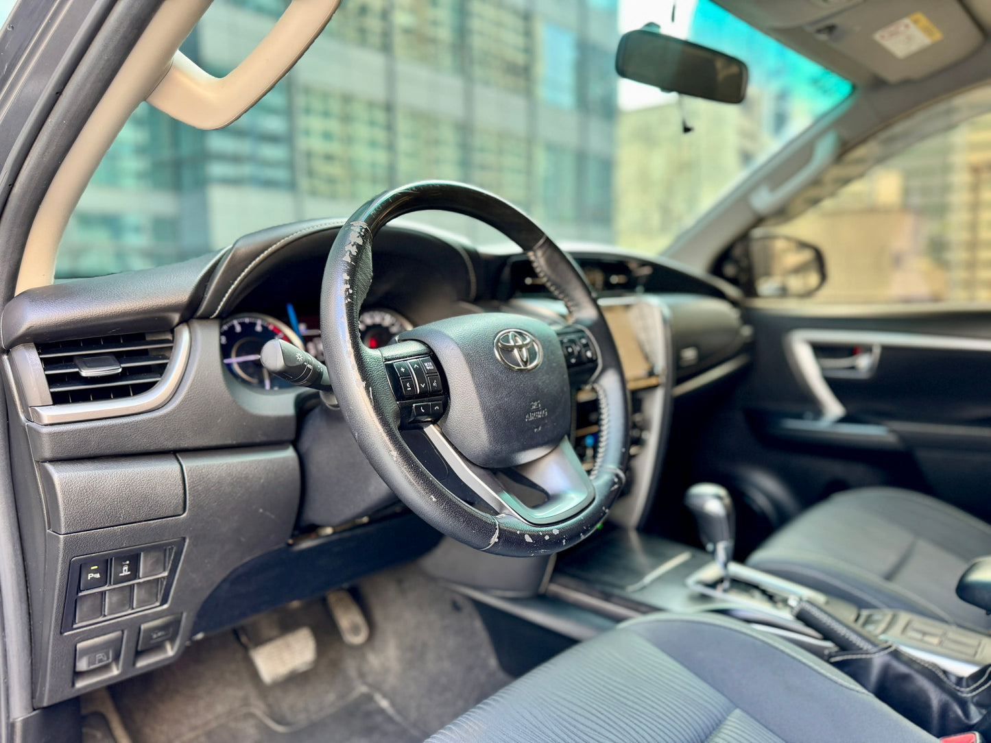 2021 Toyota Fortuner V 4x2 2.8, Automatic, Diesel