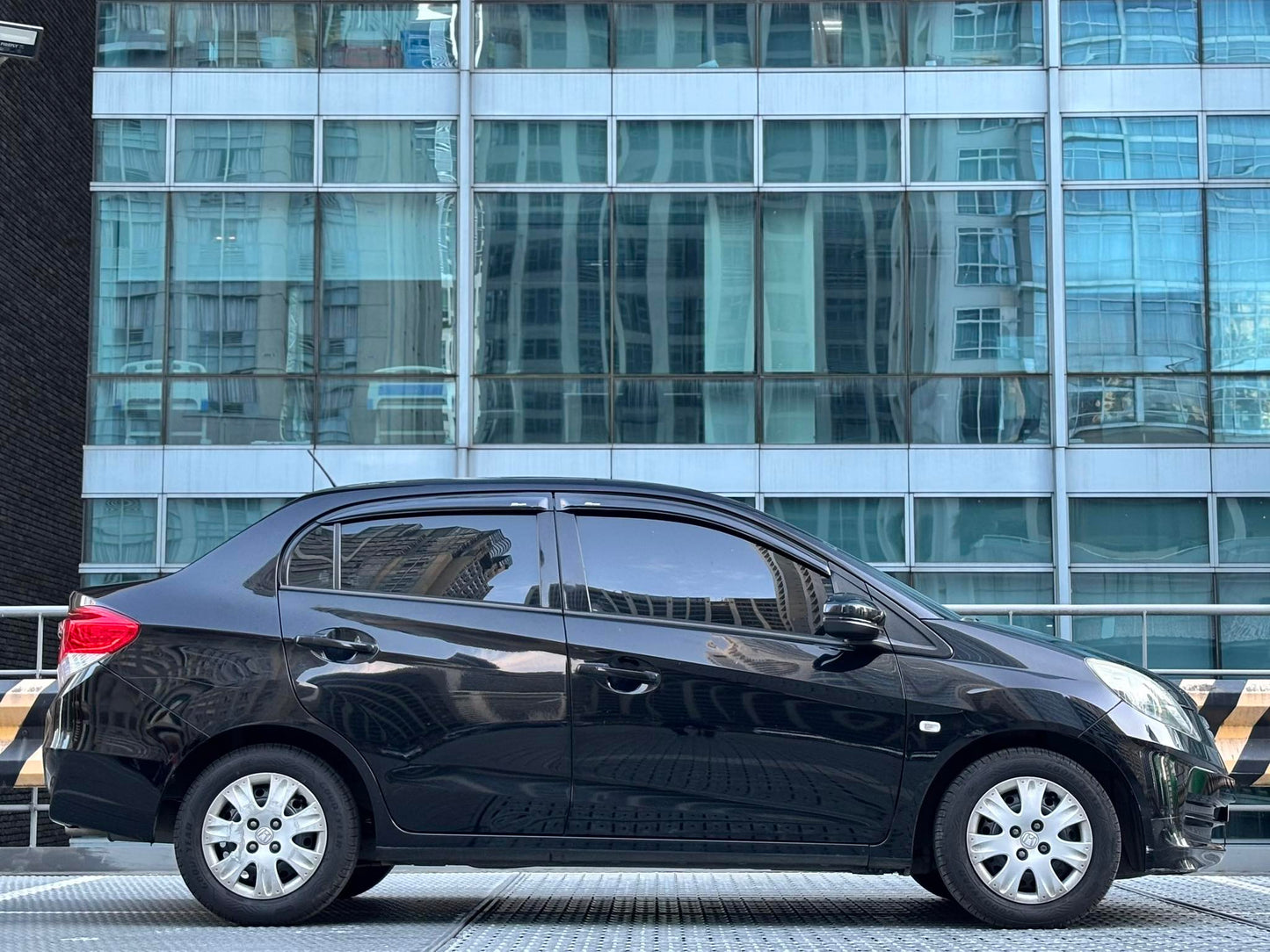 2017 Honda Brio Amaze 1.3, Automatic, Gas