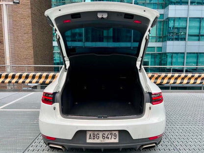 2015 Porsche Macan 2.0 Turbocharged AWD, Automatic, Gas