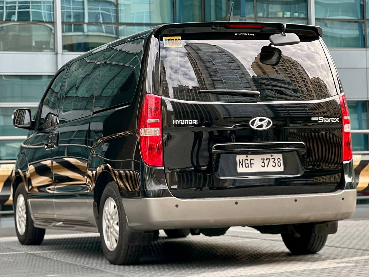 2020 Hyundai Starex 2.5 Gold, Automatic, Diesel