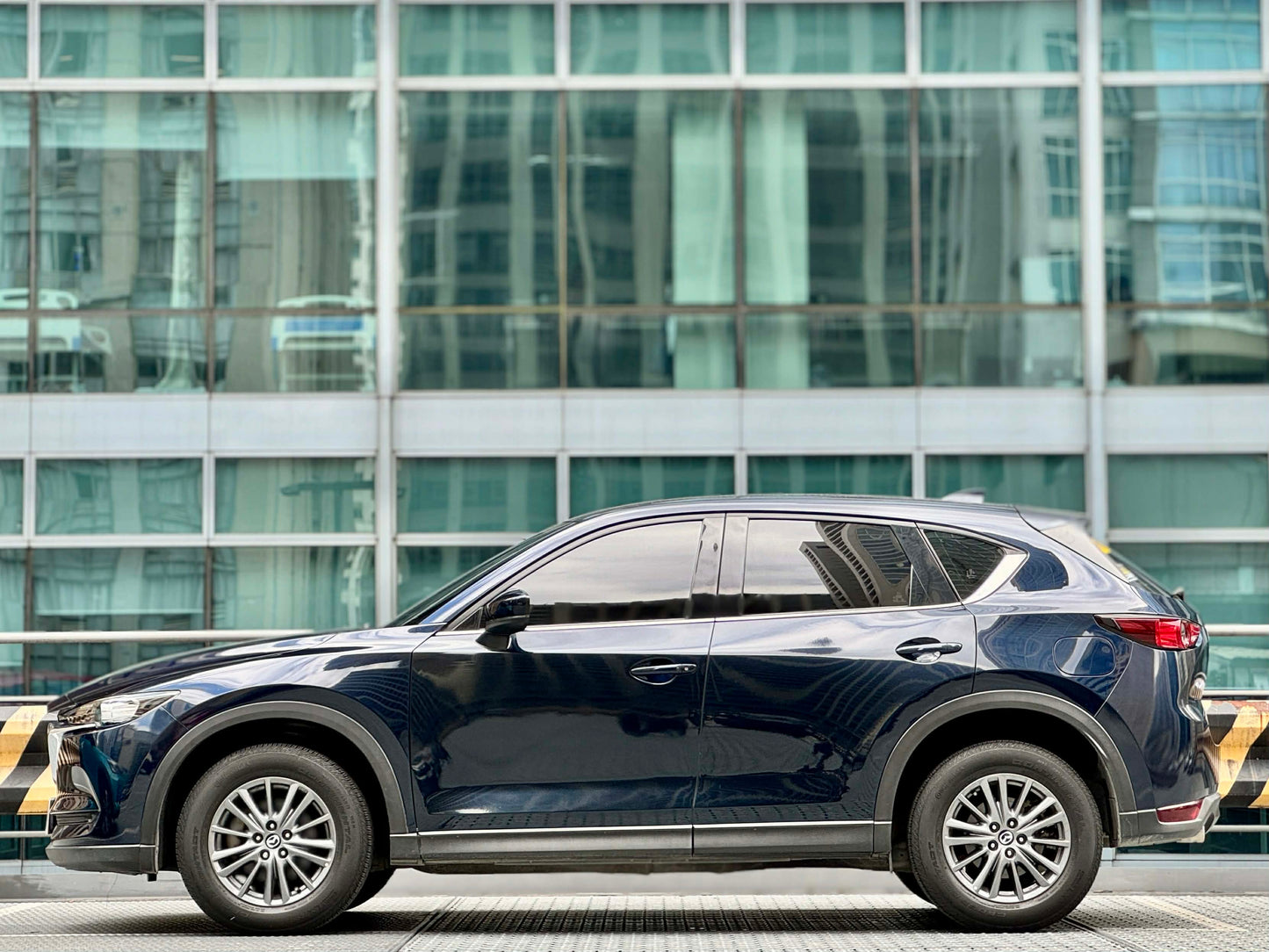 2021 Mazda CX5 FWD 2.0, Automatic, Gas
