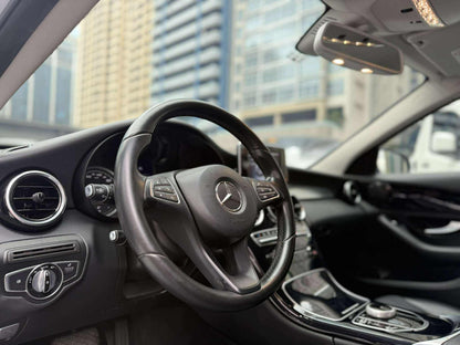 2017 Mercedes Benz C180 Avantgarde 1.6, Automatic, Gas
