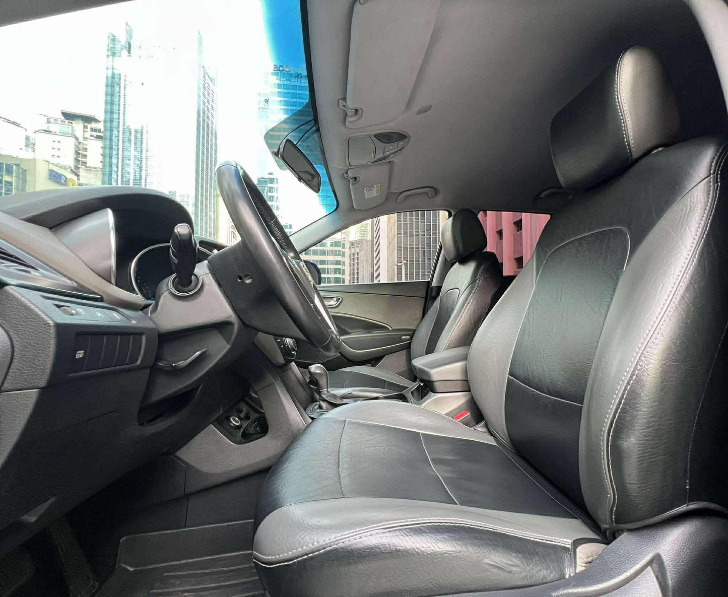 2014 Hyundai Santa Fe 2.2L, Automatic, Diesel