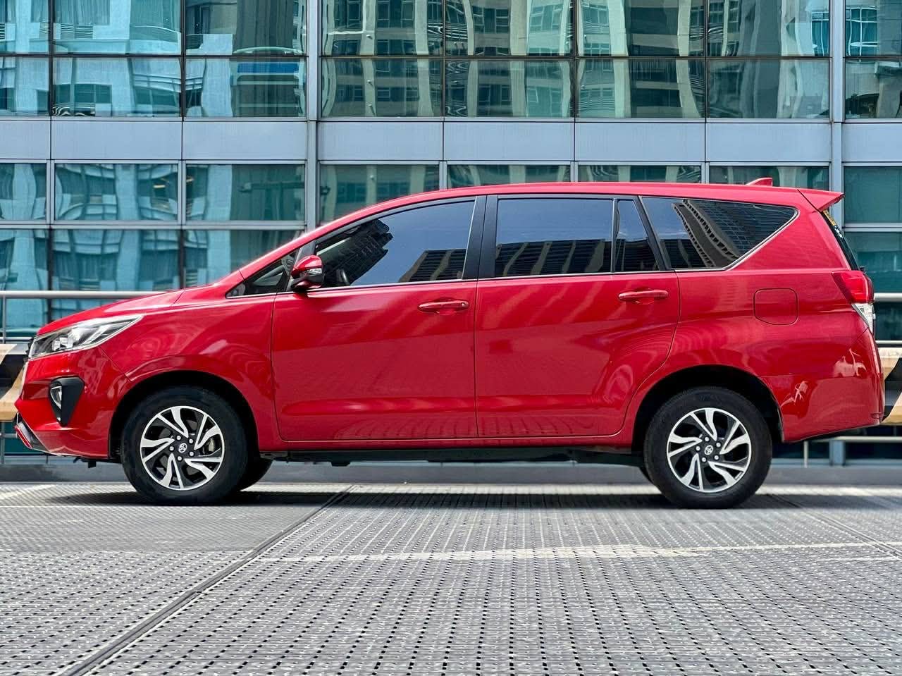 2023 Toyota Innova 2.8 E, Automatic, Diesel