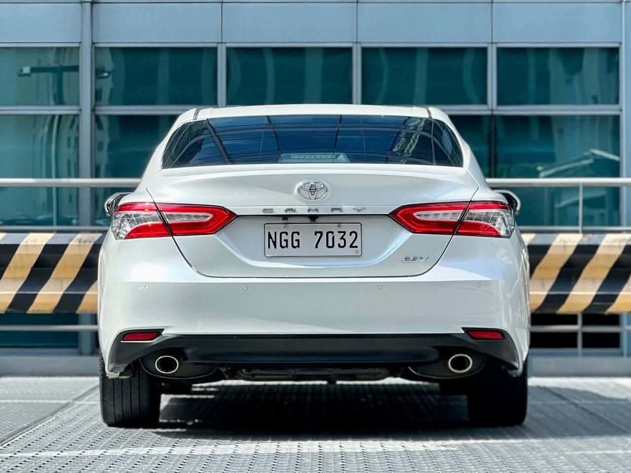 2020 Toyota Camry 2.5 V, Automatic, Gas