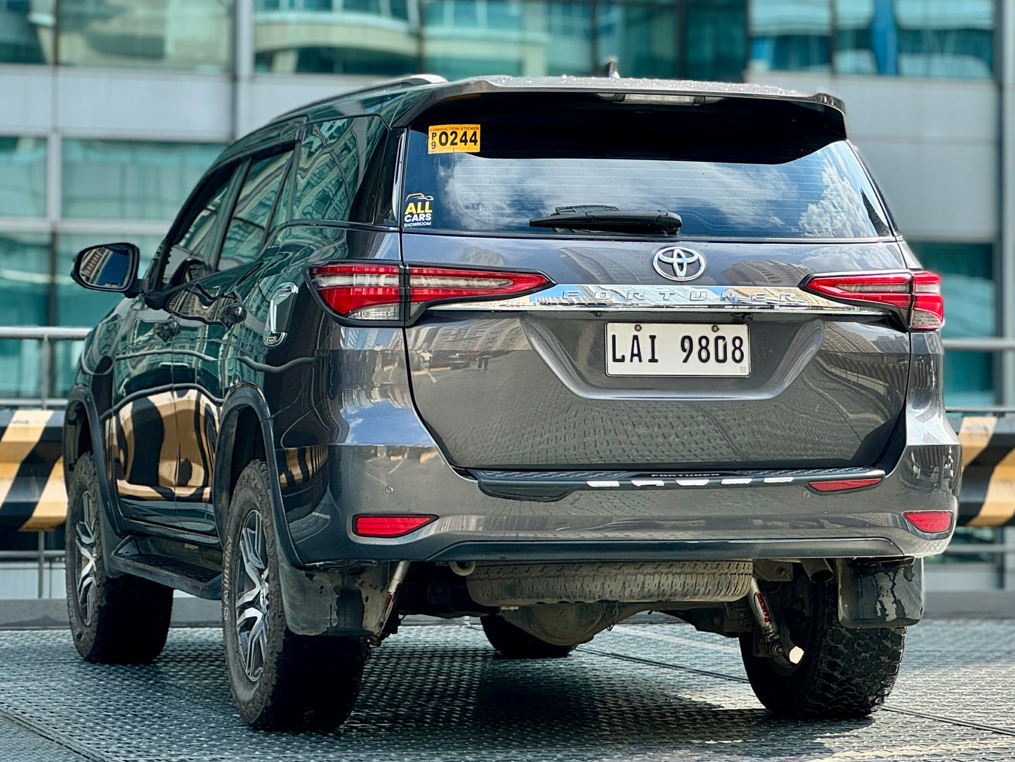 2021 Toyota Fortuner V 4x2 2.8, Automatic, Diesel