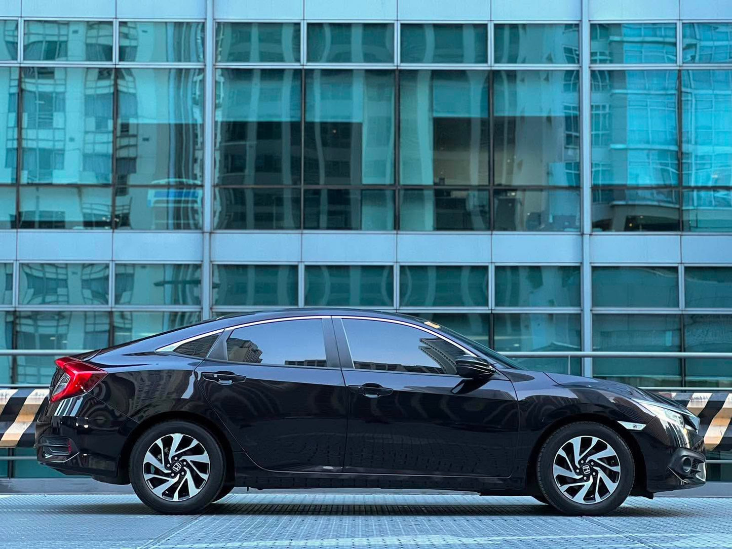 2017 Honda Civic 1.8 E CVT, Automatic, Gas