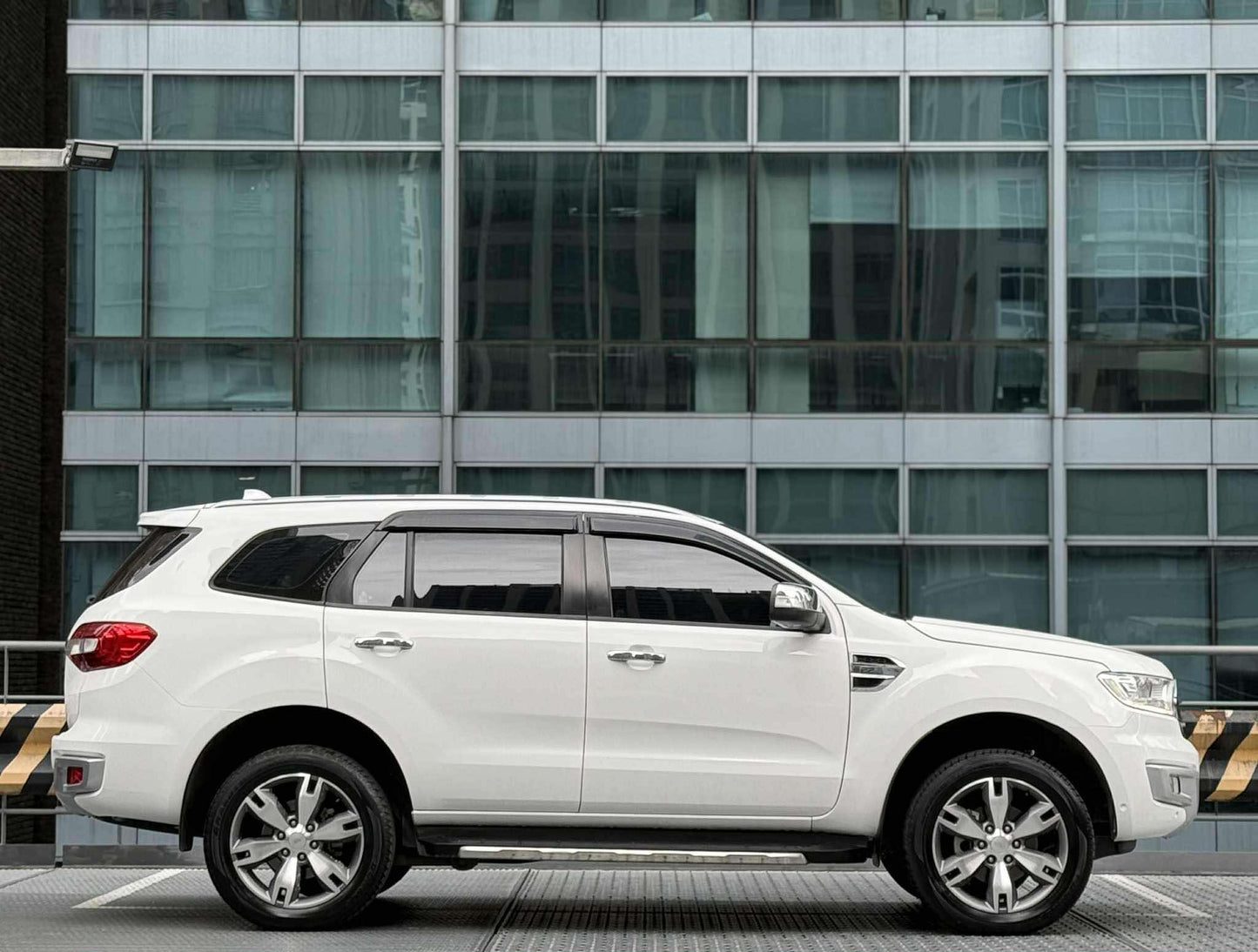 2018 Ford Everest 2.2 Titanium Plus 4x2, Automatic, Diesel