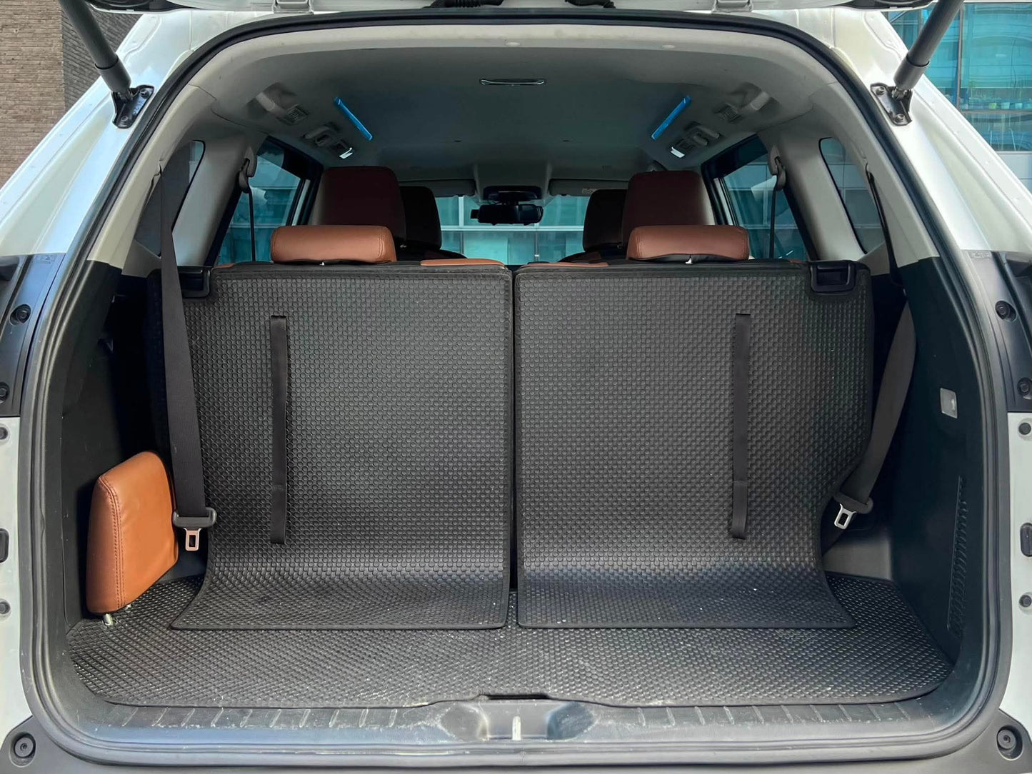 2024 Toyota Innova Zenix 2.0 V, Automatic, Gas