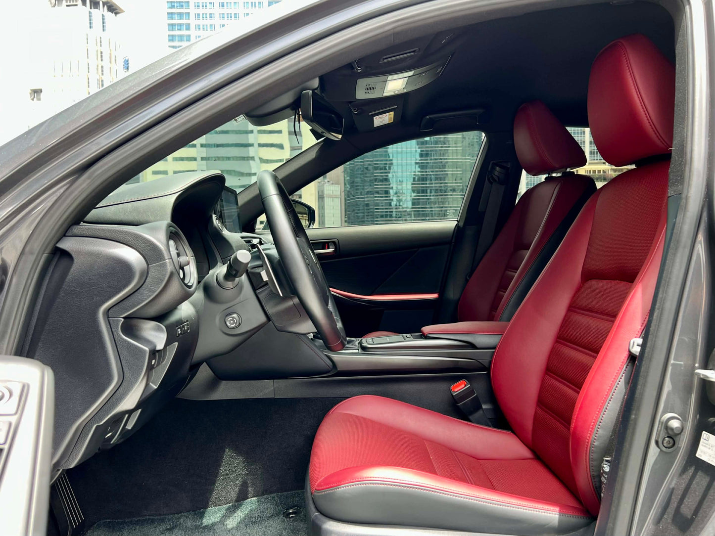 2023 Lexus IS300H Hybrid 2.0, Automatic, Gas