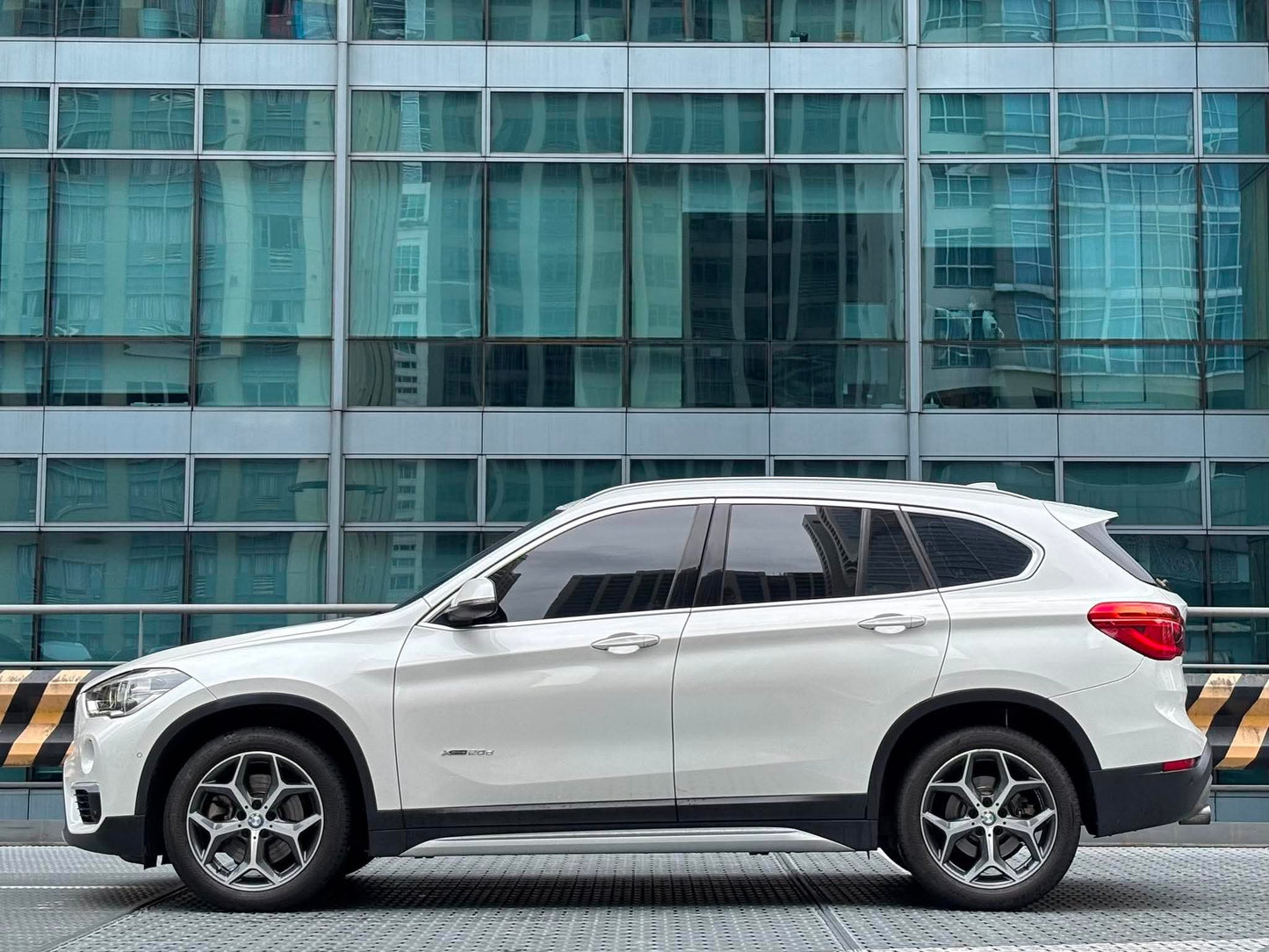 2018 BMW X1 xDrive AWD,
Automatic, Diesel