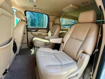 2012 Chevrolet Suburban 4x4  V8 Z71 5.3, Automatic, Gas