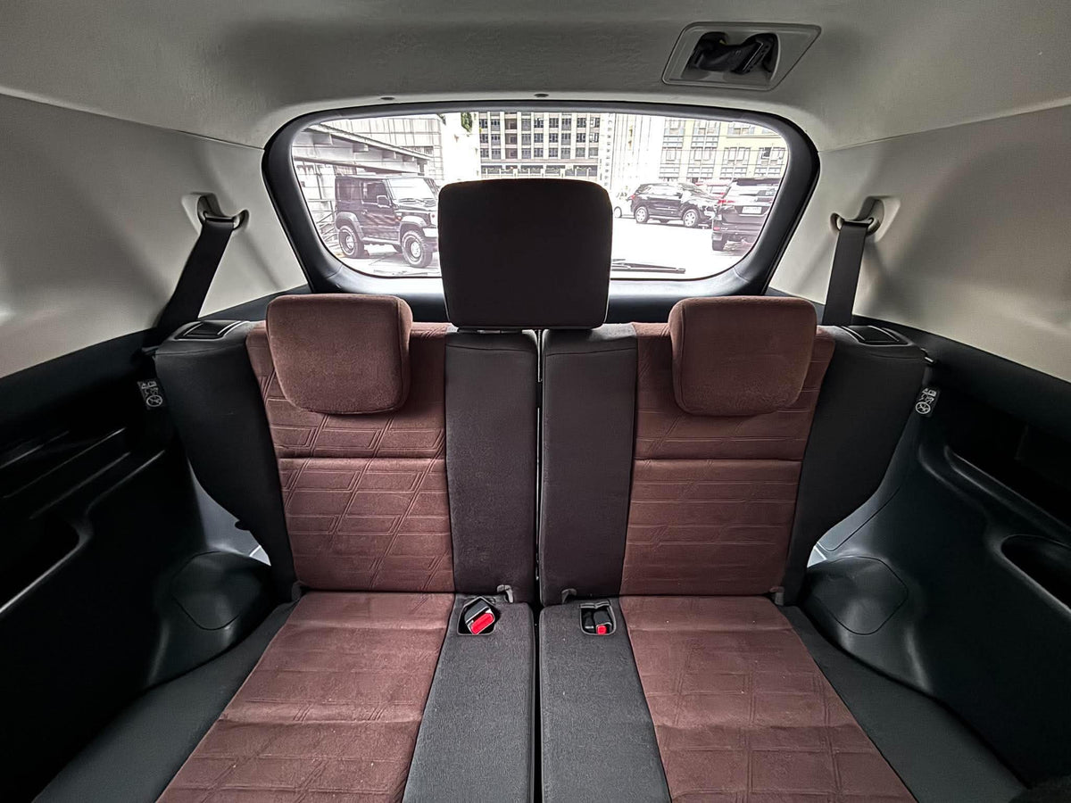 2023 Toyota Innova Zenix 2.0 V, Automatic, Gas