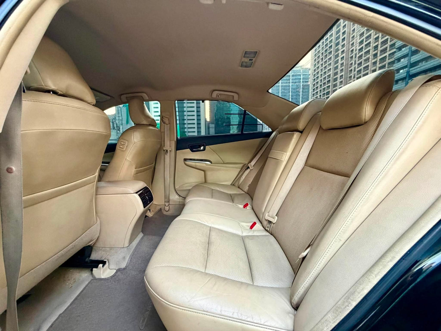 2018 Toyota Camry 2.5 V, Automatic, Gas