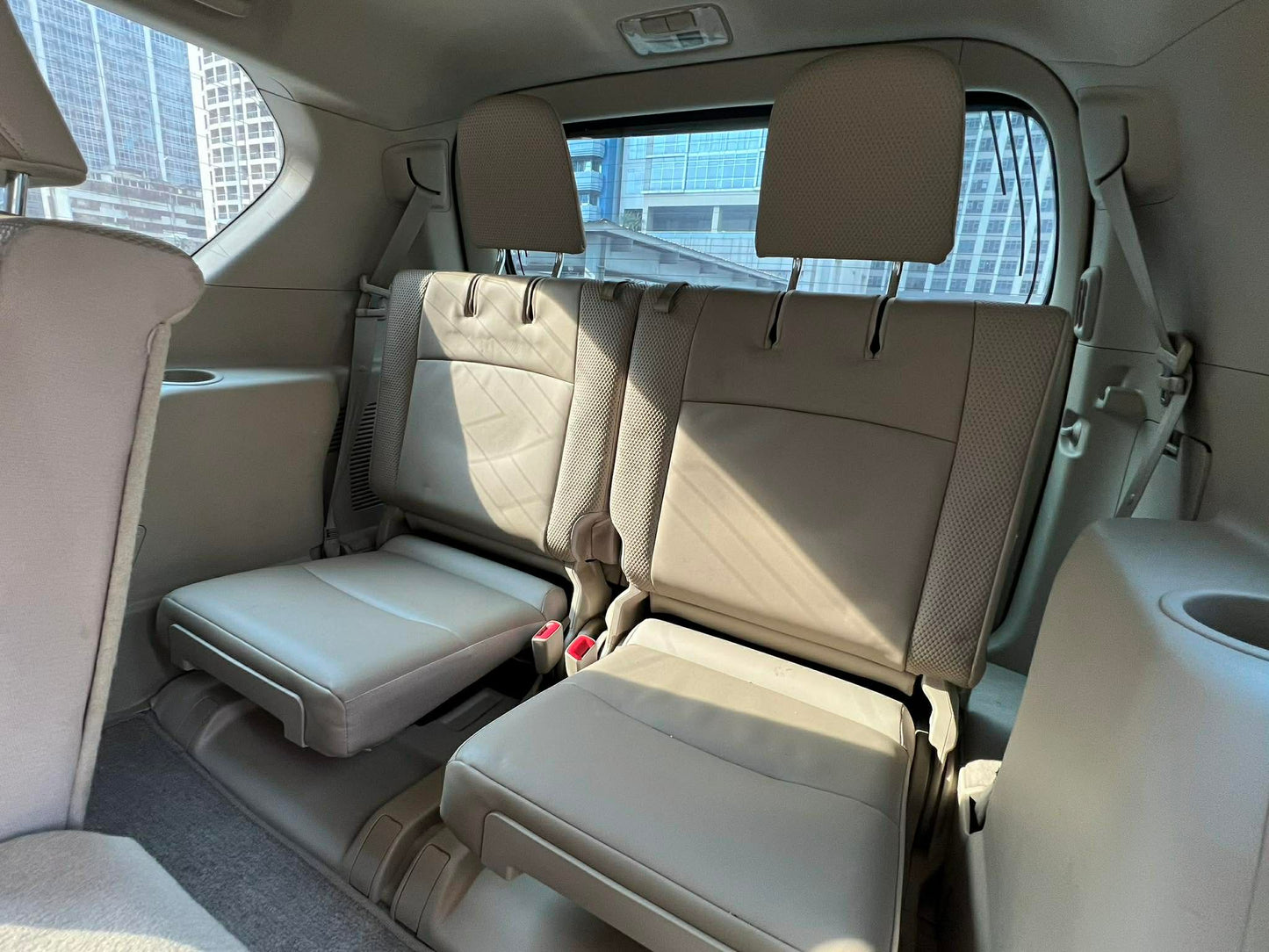 2011 Toyota Land Cruiser Prado VX 4X4, Automatic, Gas