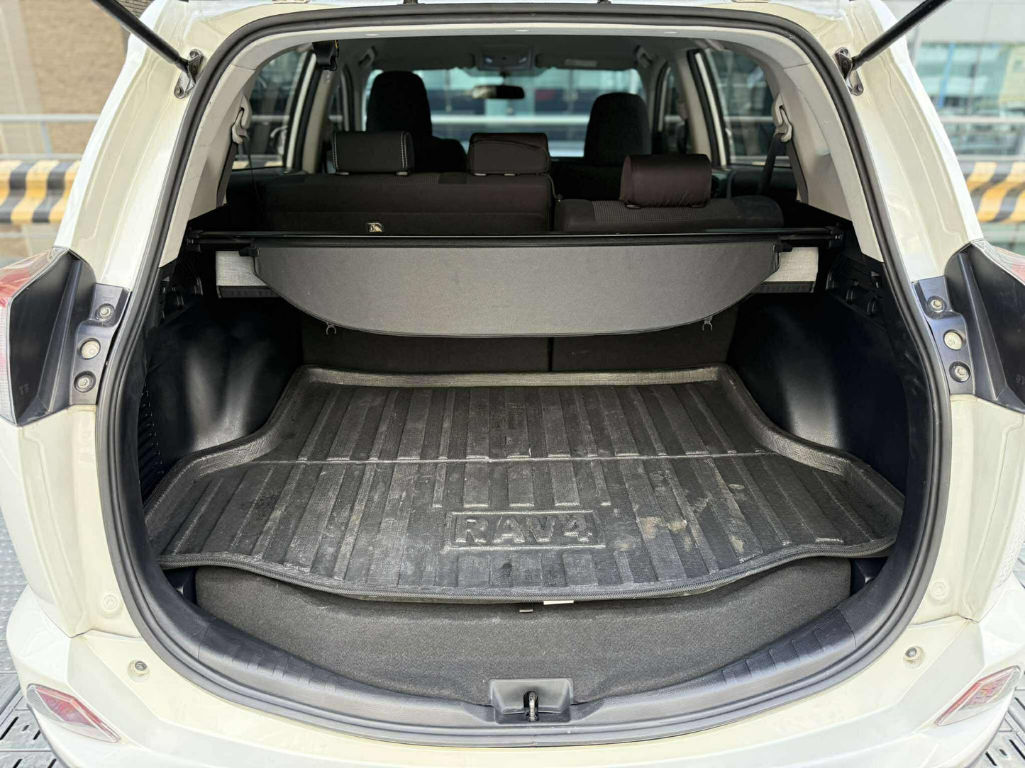 2018 Toyota Rav4 2.5 4x2, Automatic, 
Gas