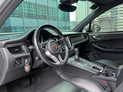 2019 Porsche Macan 2.0T Turbo, Automatic, Gas