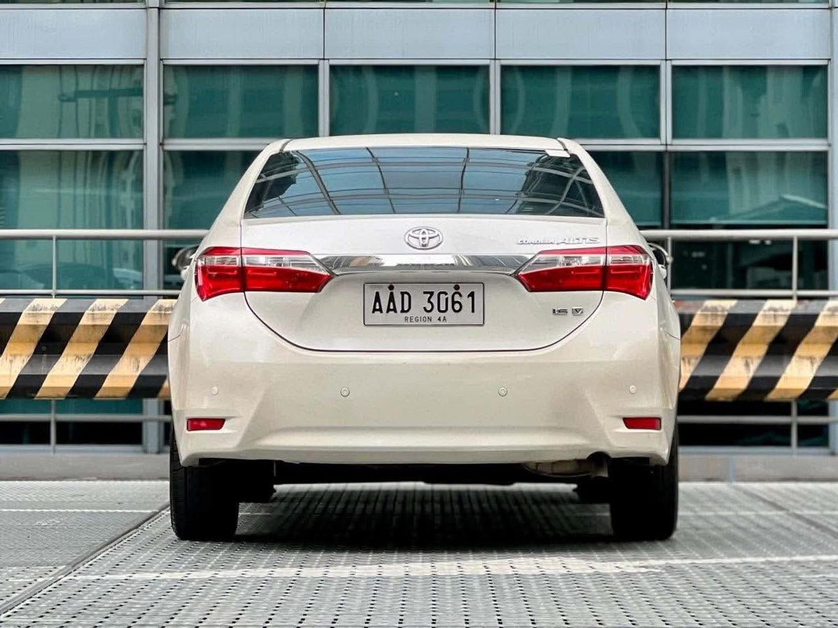 2014 Toyota Corolla Altis 1.6 V,  Automatic, Gas