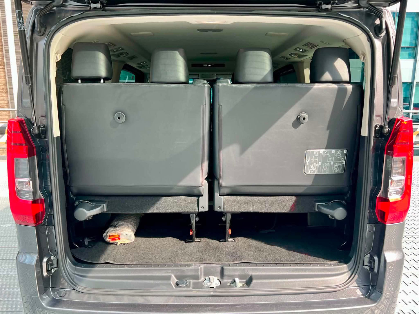 2021 Toyota Super Grandia Elite 2.8, Automatic, Diesel