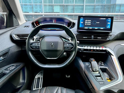 2022 Peugeot 5008 GT Gas Automatic,
