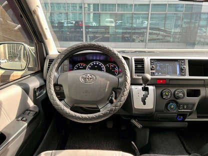 2017 Toyota Super Grandia 3.0 Leather, Automatic, Diesel