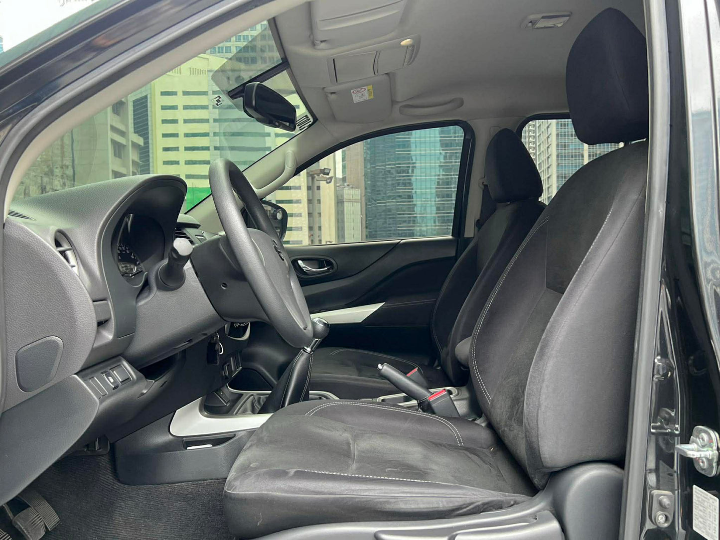 2021 Nissan Navara EL 4x2 2.5, Manual, Diesel