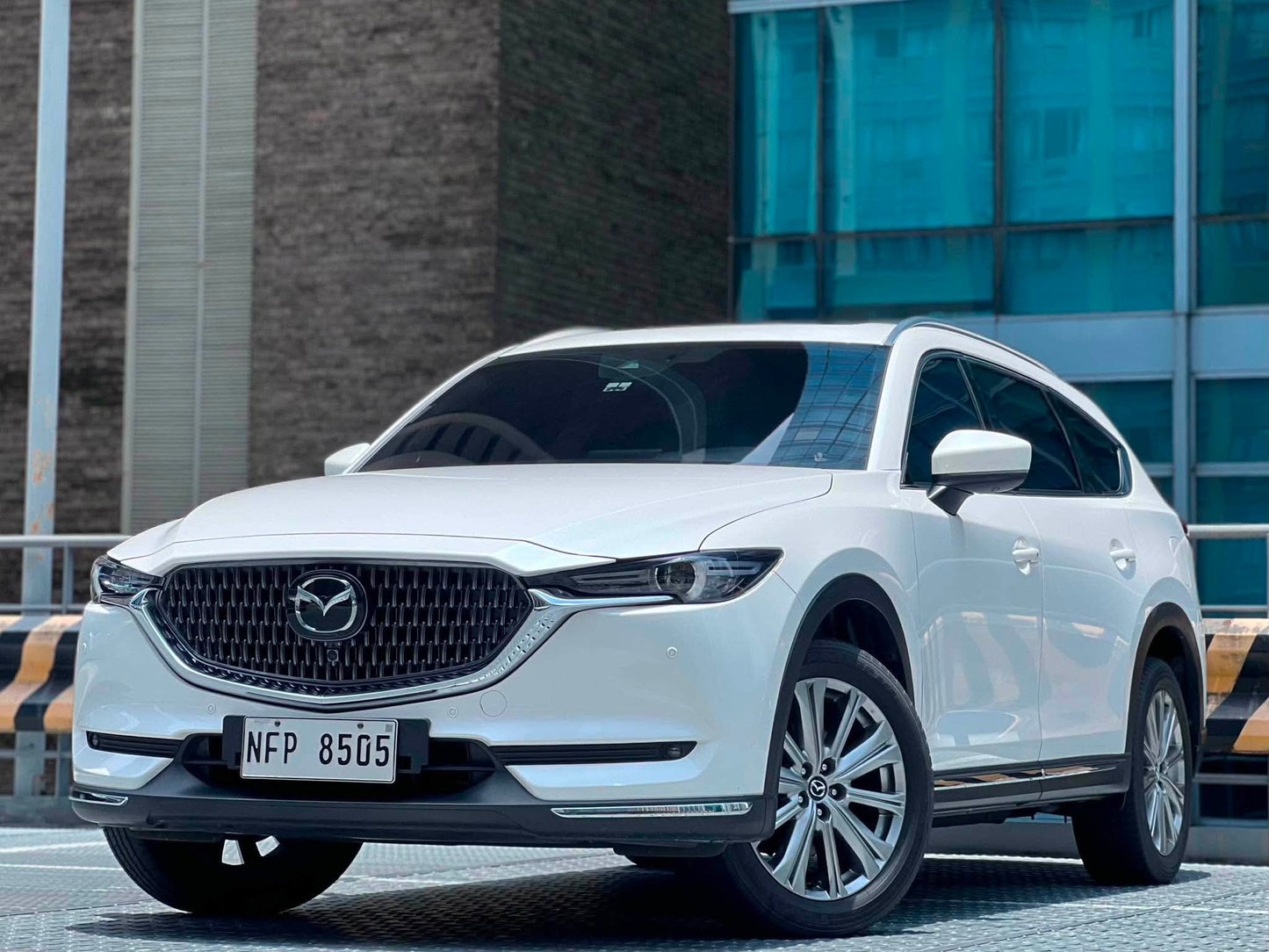 2024 Mazda CX8 AWD Exclusive 2.5, Automatic, Gas