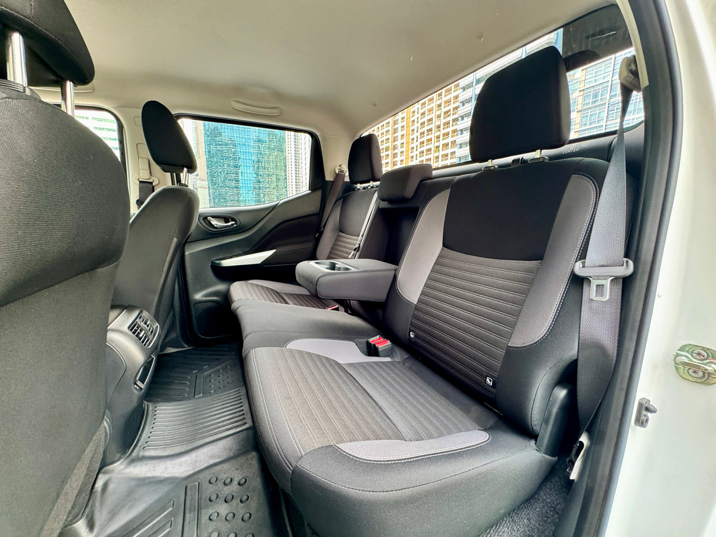 2023 Nissan Navara VE 4x2 2.5, Automatic, Diesel