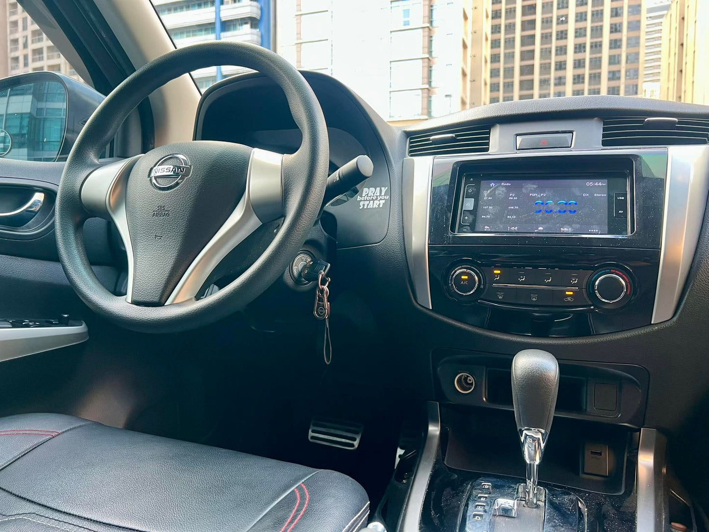 2021 Nissan Navara EL Calibre 4x2 2.5 Automatic Diesel