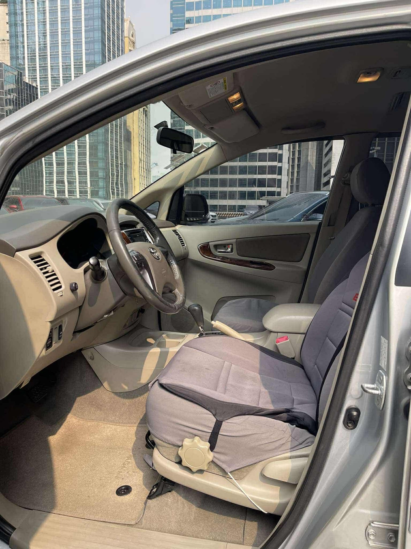 2015 Toyota Innova 2.0 G, Automatic, Gas