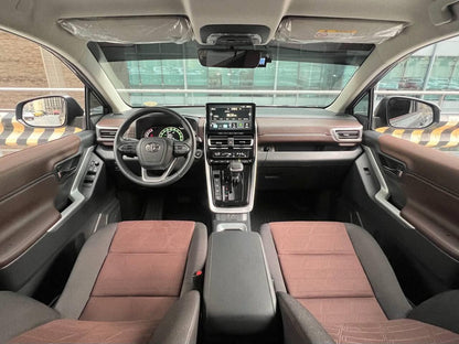 2025 Toyota Innova Zenix 2.0 V, Automatic, Gas