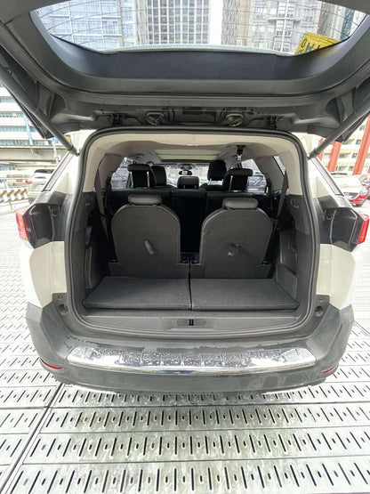 2020 Peugeot 5008, Automatic, Gas